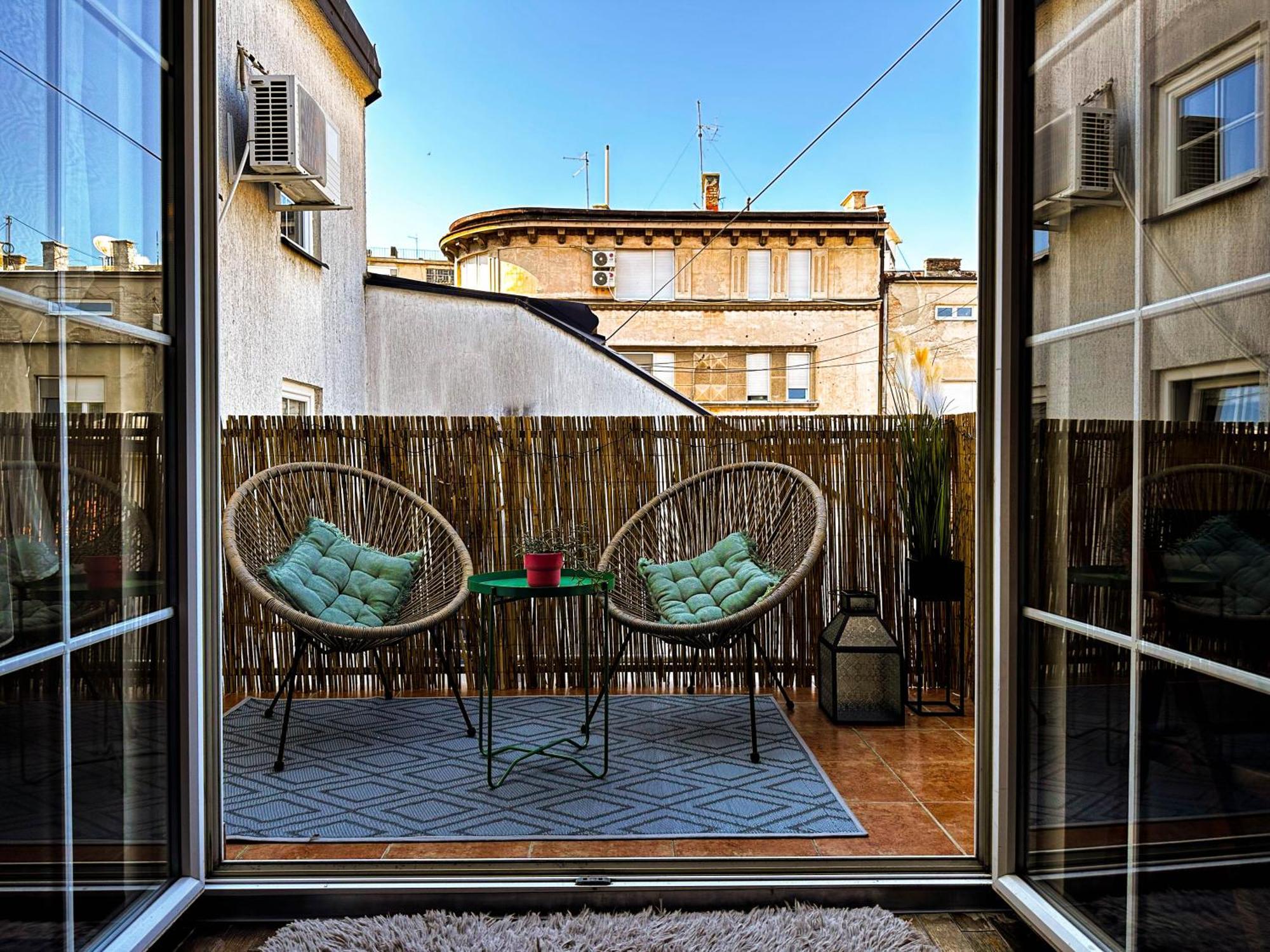 Ferienwohnung Family Penthouse Old Town Heart Renovated Belgrad Exterior foto